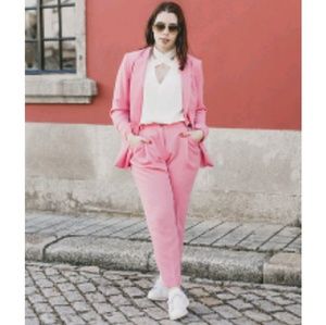 Pink 2 piece Women's Pants Suit